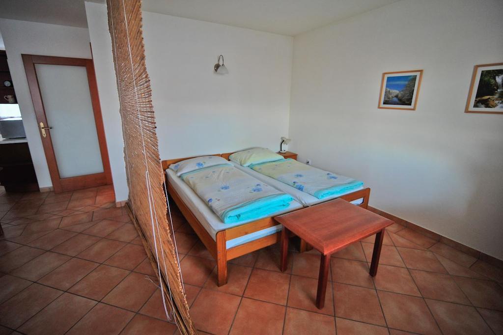 Villa Tourist Farm Pri Kafolu à Tolmin Chambre photo